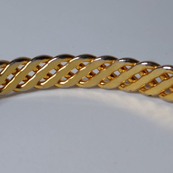 Vintage Solid Decorative Metal Bangle - Picture 6 of 11